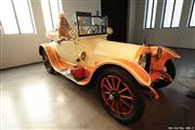 Museo Automovilistico De Malaga - The automobile as a work (SP)