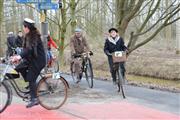 Dauwfietstocht voor oldtimerfietsen