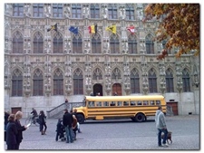 Oldtimer te huur: Amerikaanse schoolbus international USA bus