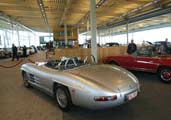 Mercedes Oldtimerschow door Nearly New Car dealer van Evere -  12 mei 2007