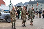 Tentoonsteling van militaire voertuigen in Overmere - foto 13 van 33