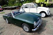 A la porte du garage - Renault 4 CV - Euro Classic Touring Club -  7 september 2014