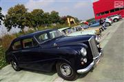 A la porte du garage - Renault 4 CV - Euro Classic Touring Club -  7 september 2014