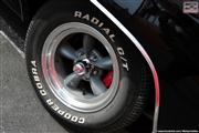 A la porte du garage - Renault 4 CV - Euro Classic Touring Club -  7 september 2014