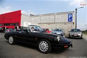 A la porte du garage - Renault 4 CV - Euro Classic Touring Club