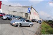 A la porte du garage - Renault 4 CV - Euro Classic Touring Club