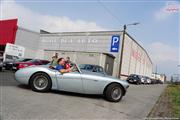 A la porte du garage - Renault 4 CV - Euro Classic Touring Club