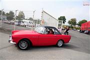 A la porte du garage - Renault 4 CV - Euro Classic Touring Club