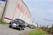 A la porte du garage - Renault 4 CV - Euro Classic Touring Club -  7 september 2014