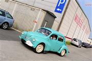 A la porte du garage - Renault 4 CV - Euro Classic Touring Club -  7 september 2014