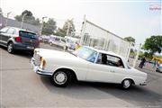 A la porte du garage - Renault 4 CV - Euro Classic Touring Club -  7 september 2014