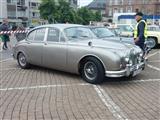 Cars en een koffie te Halle