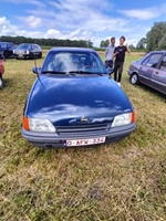 de Vlaamse Oldtimer Vrienden op weekend bij Cheese 'n Cars