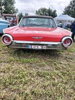 de Vlaamse Oldtimer Vrienden op weekend bij Cheese 'n Cars