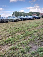 de Vlaamse Oldtimer Vrienden op weekend bij Cheese 'n Cars