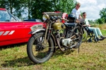 de Vlaamse Oldtimer Vrienden op weekend bij Cheese 'n Cars