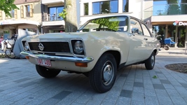 Start Oldtimertreffen in Lommel -  29 april 2026