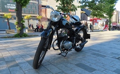 Start Oldtimertreffen in Lommel -  29 april 2026