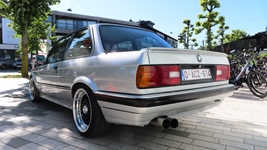 Start Oldtimertreffen in Lommel -  29 april 2026