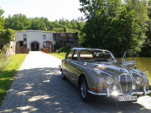Oldtimer te huur: Jaguar S-type